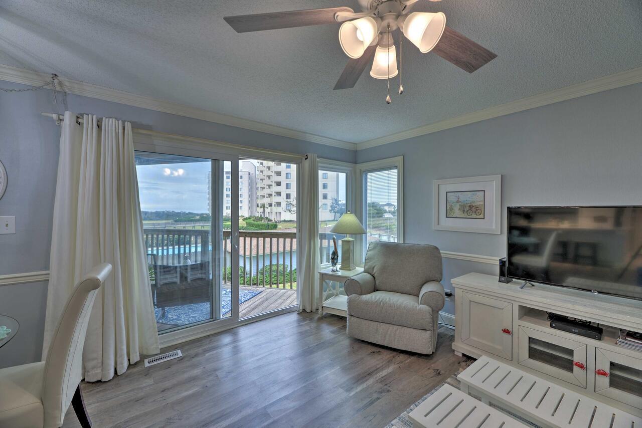 Bright Emerald Isle Condo With Private Beach Access! Ngoại thất bức ảnh